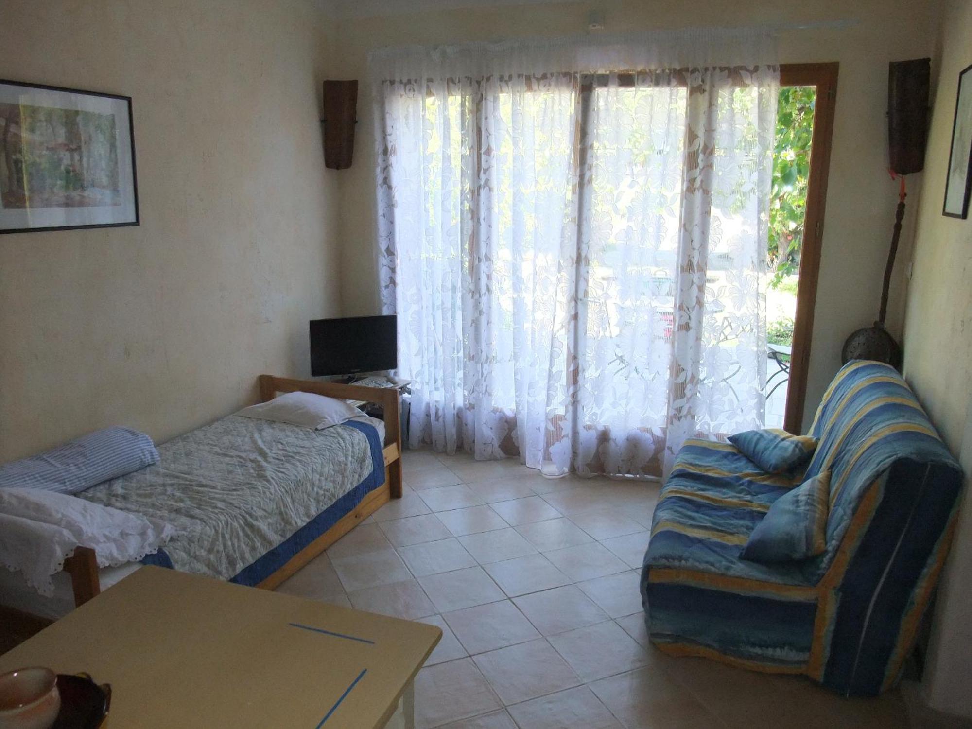 Gite La Paillote Montauroux Luaran gambar