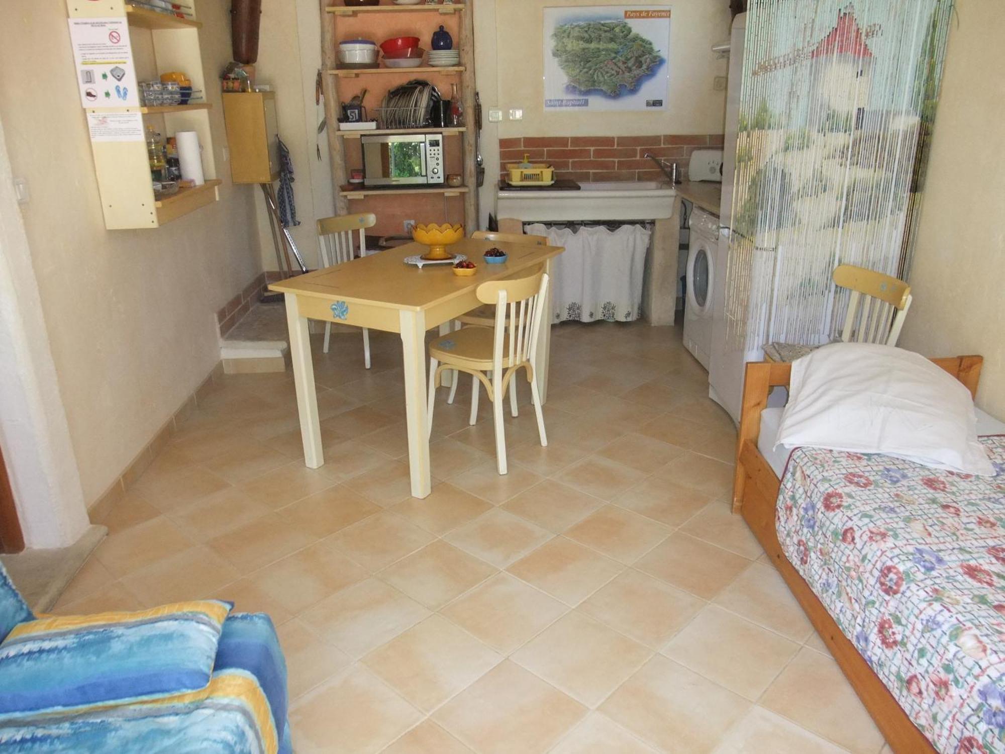 Gite La Paillote Montauroux Luaran gambar